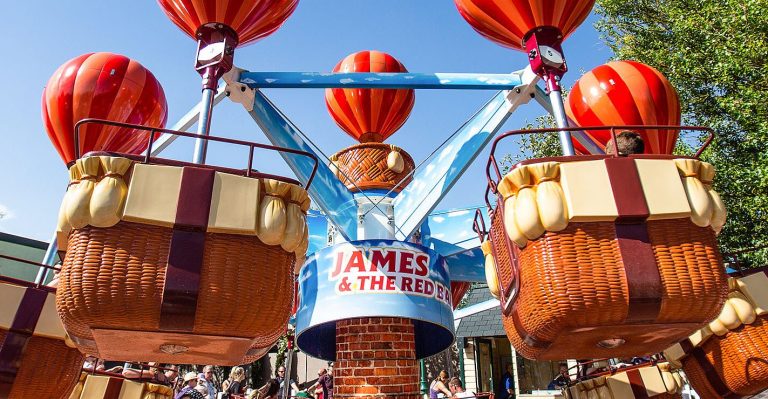 James and the Red Balloon